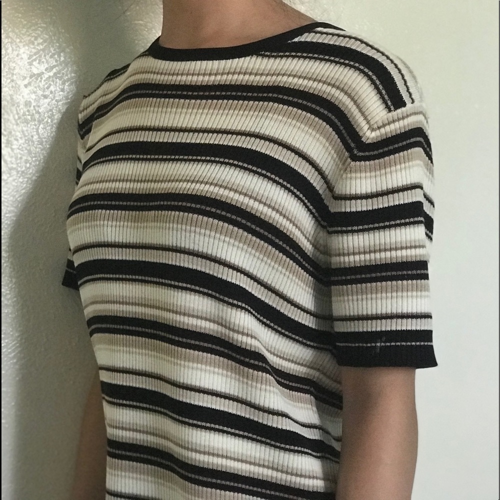 Top - Picture 1 of 1